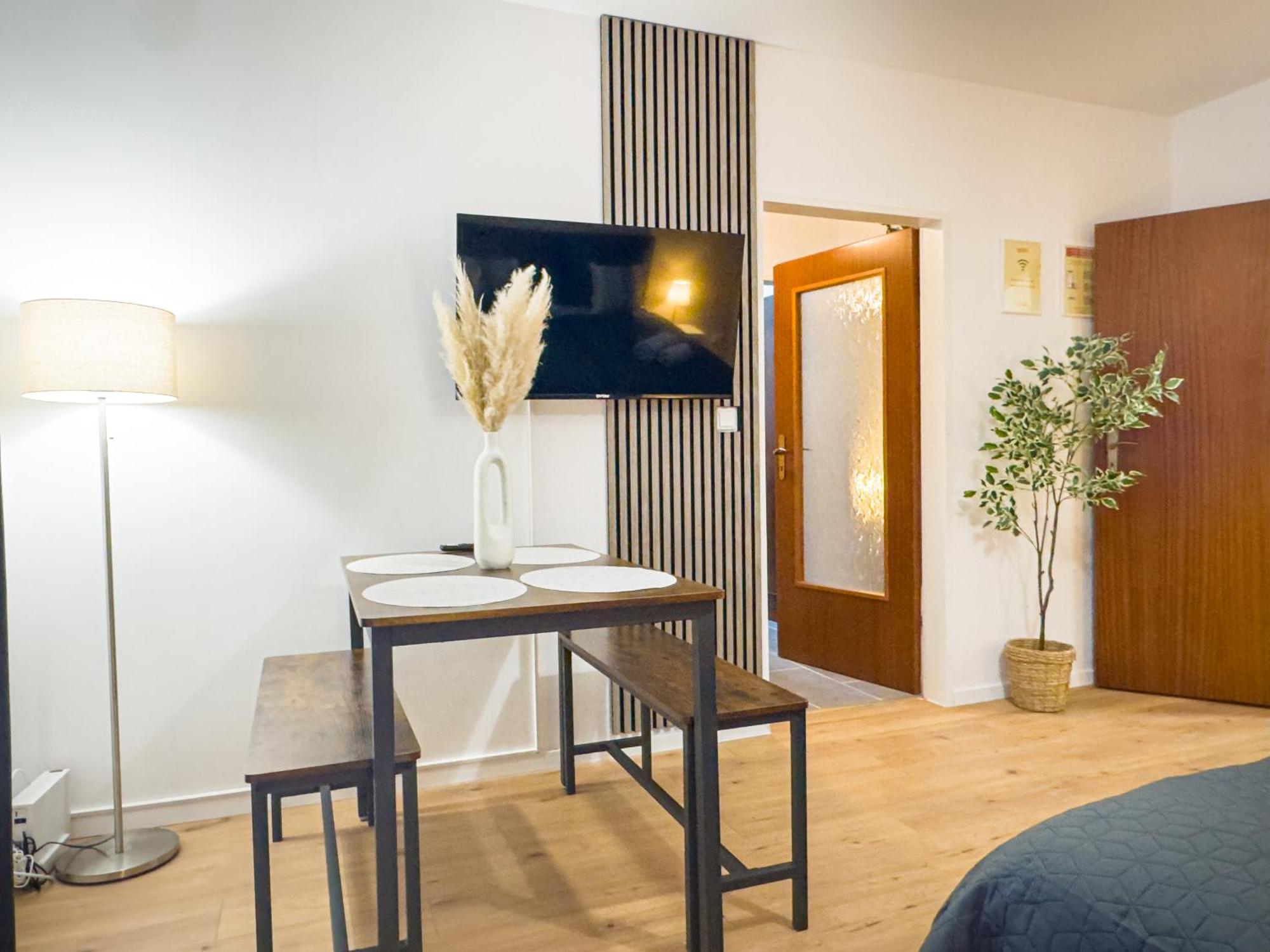 Modernes Apartment Mit Balkon, Parkplatz & Top-Lage, Wifi Und Tv 4K ブレーメン エクステリア 写真